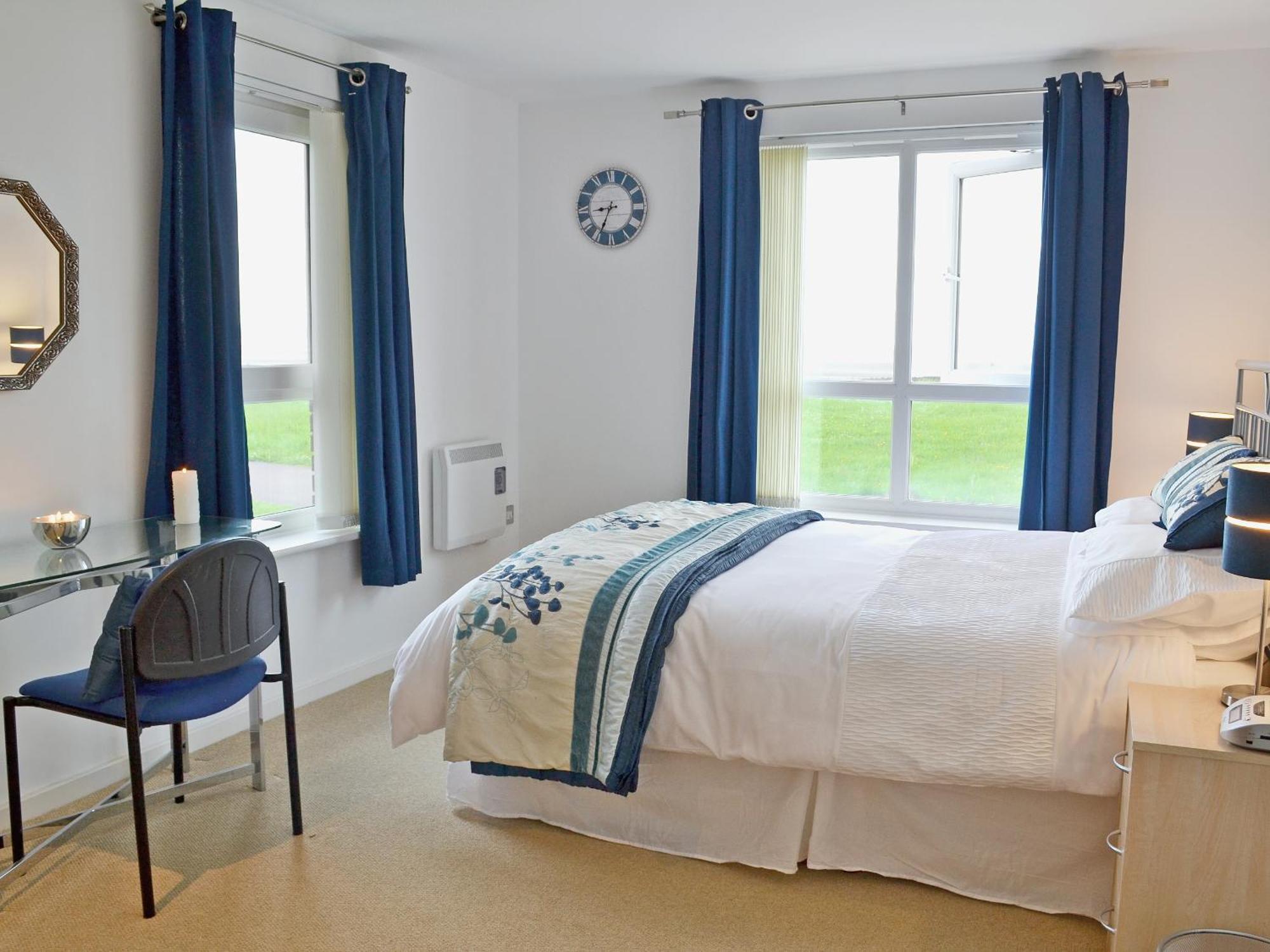 Waters Edge Llanelli Exterior foto