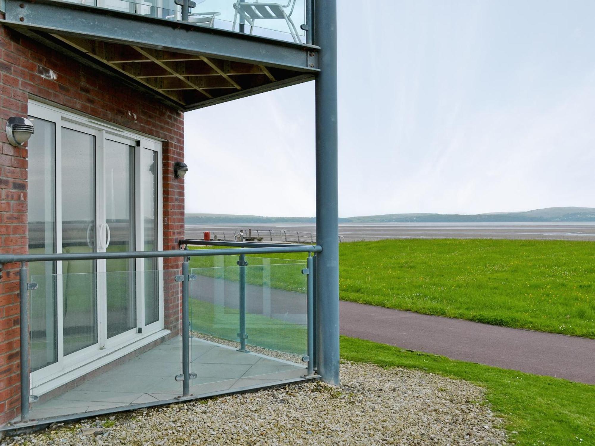 Waters Edge Llanelli Exterior foto