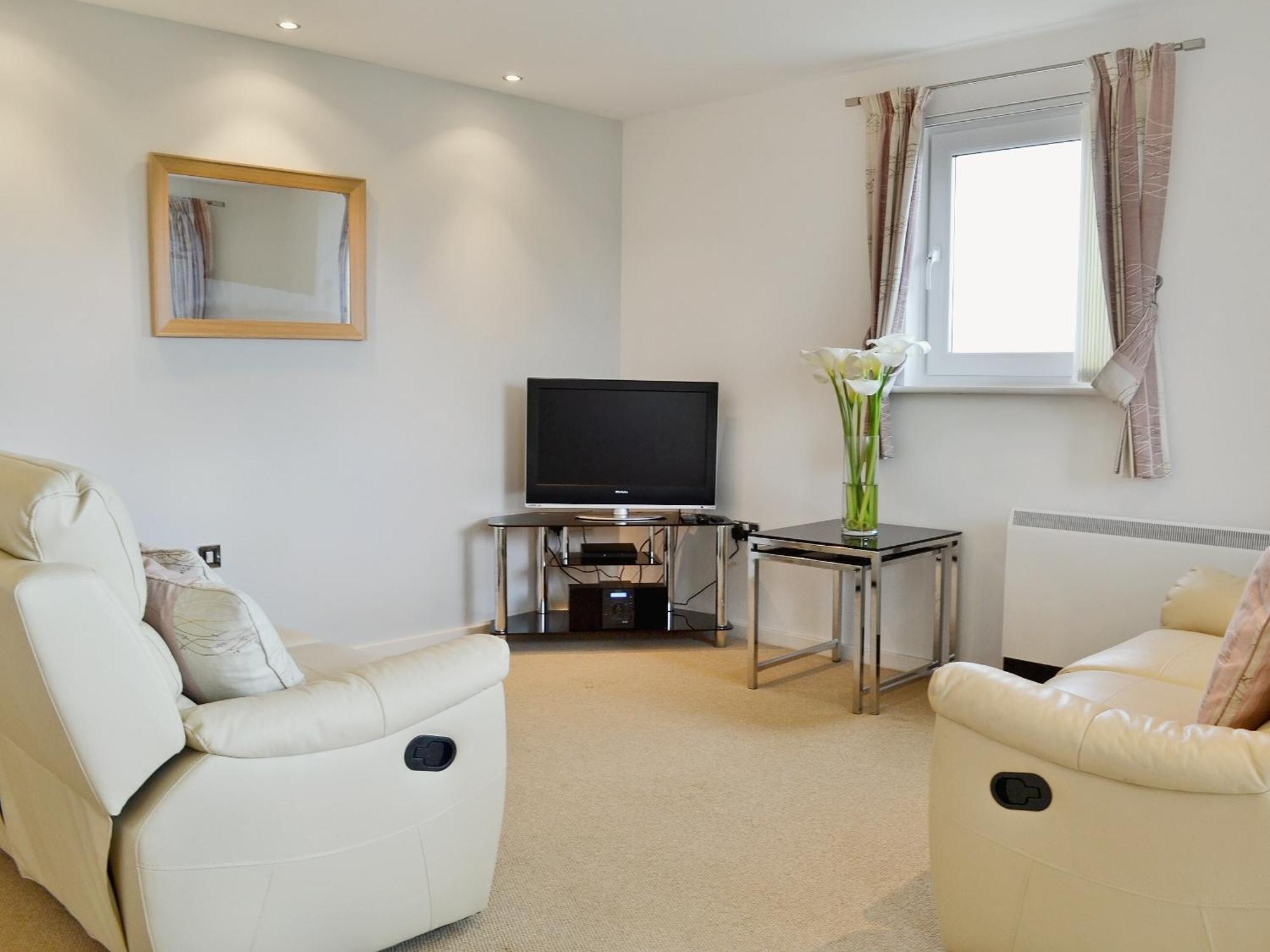Waters Edge Llanelli Exterior foto
